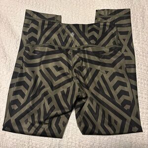 Lululemon Wunder Under Crop II
